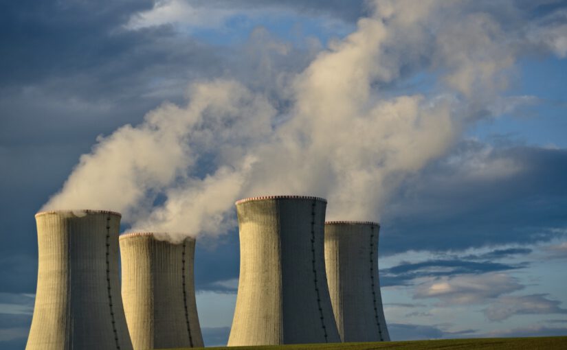 Atomkraftwerke und Atommüll über Dual-Fluid-Reaktoren entsorgen