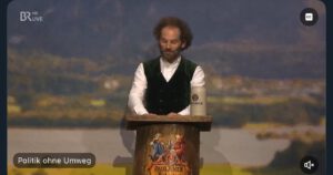 Maximilian Schafroth - Söder war es wohl zu viel Wahrheit, die er sich in München anhören musste. Maximilian Schafroth darf deshalb im nächsten Jahr nicht mehr beim Nockherberg auftreten.