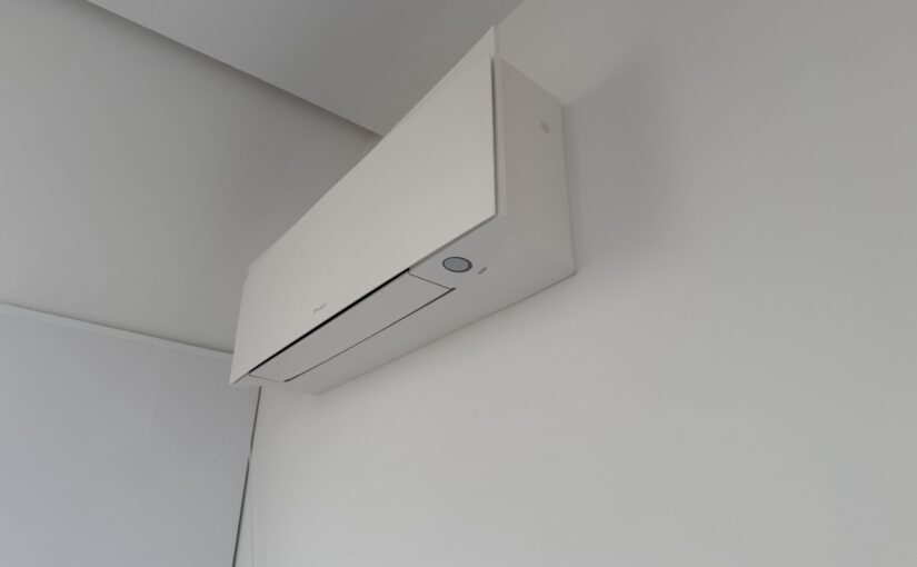 Photovoltaik und Luft-zu-Luft-Wärmepumpe: Die perfekte Kombination gegen Hitze, hohe Luftfeuchtigkeit und Stromkosten